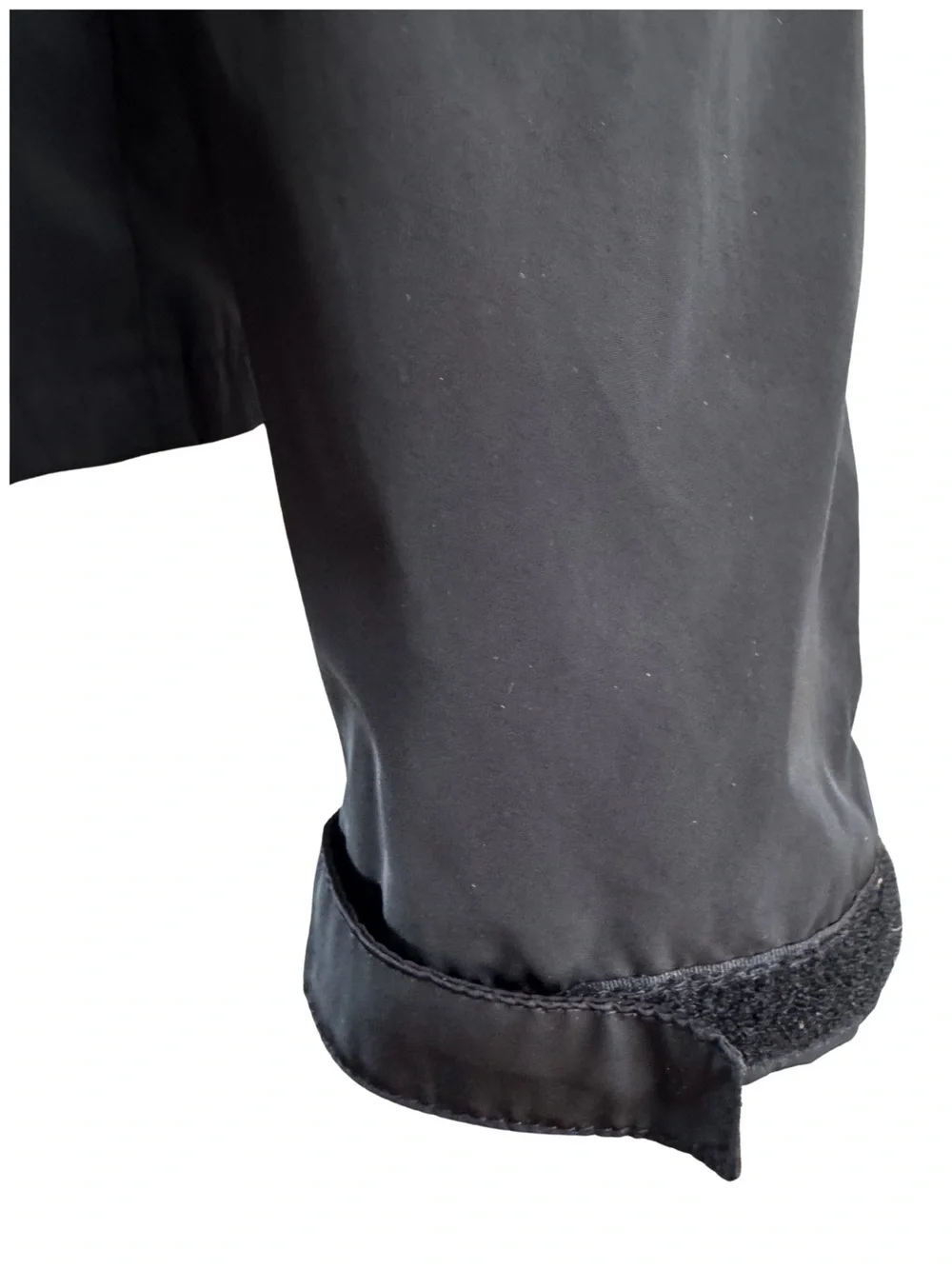Michael Kors Men’s Black Lightweight Rain Resistant Zip Jacket Medium coat water